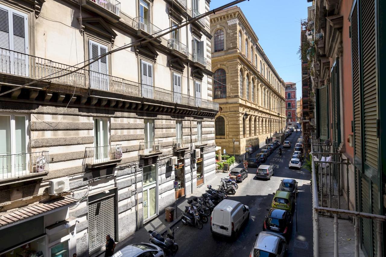 L'Angoletto In Centro Nápoly Kültér fotó